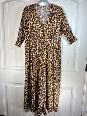 E.C. Leopard Print Muumuu/ Romper 3/4 Sleeve V-Neck Brown Animal Size Large.